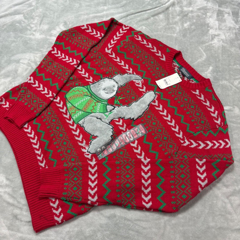 33 Degrees Sloth Christmas Sweater Red Green Holiday Graphic Small‎ S